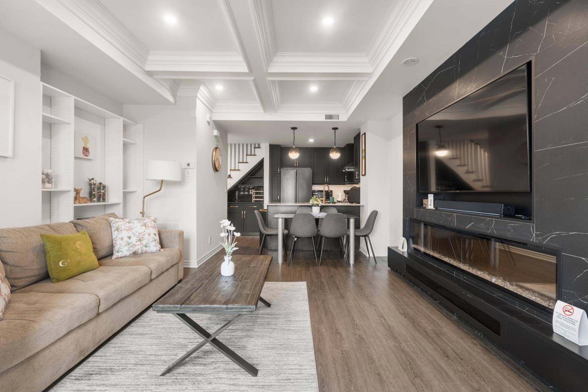 Globalstay Luxury Townhouse Minutes Away From Waterfront トロント エクステリア 写真